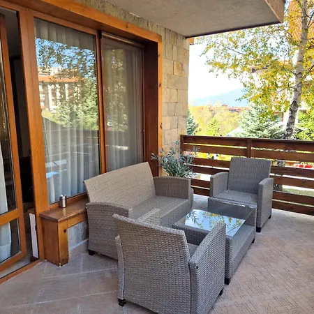 Апартаменты Cozy In Luxury St Ivan Rilski -free Wellness & Parking-